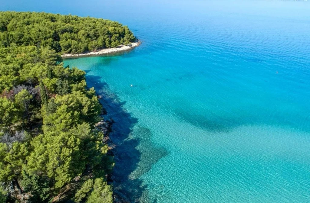Kroatien Dalmatien Insel Brac Supetar Labranda Velaris Resort Bucht
