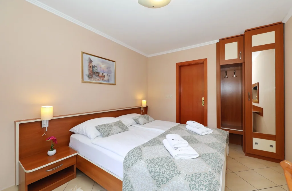 Mediterranean Village San Anotonio Biograd Doppelzimmer Standard Bett