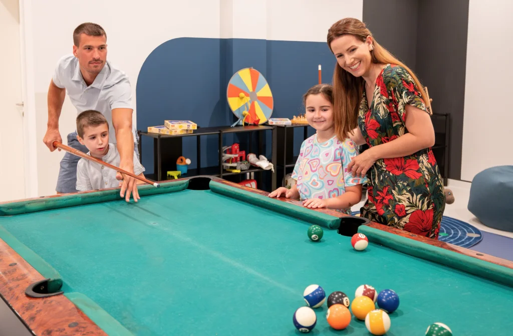 Bluesun Hotel Marina Brela Game Room