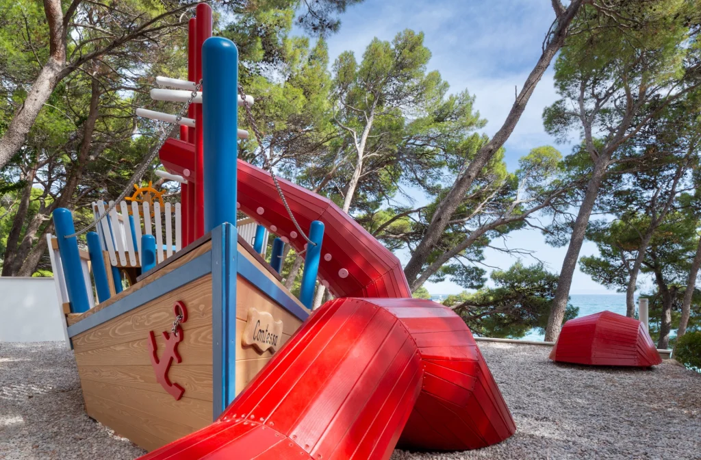 Bluesun Hotel Marina Brela Spielplatz