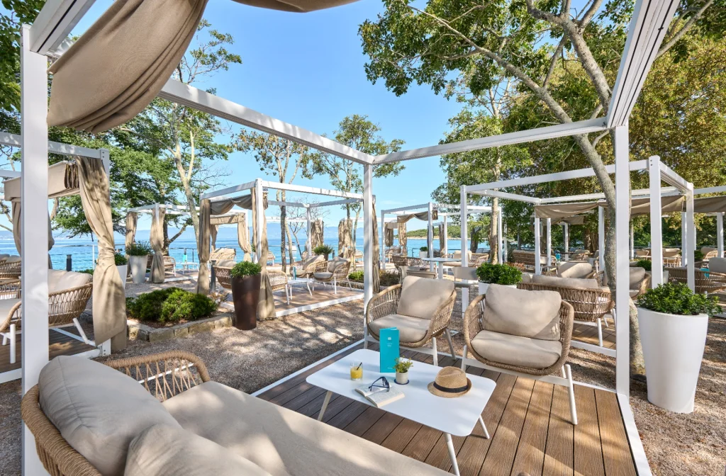 Aminess Style Glamping Villas Holiday Homes Atea Punto Mare Beach Bar