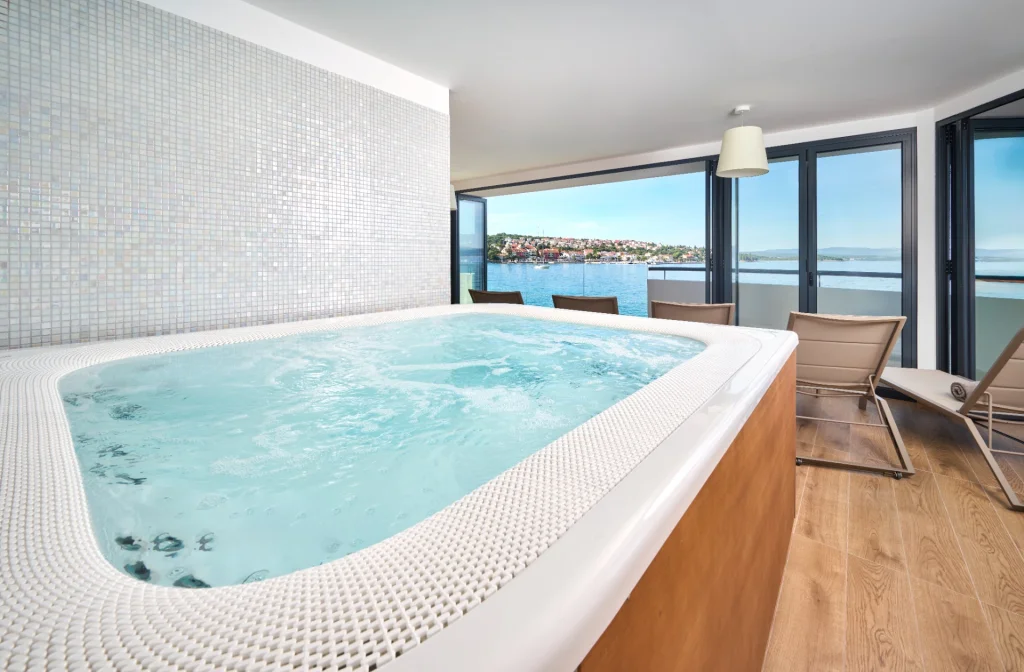 Aminess Style Glamping Villas Holiday Homes Atea Wellness Jacuzzi