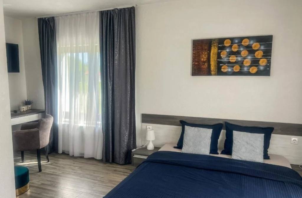 Guest House Klanfar Grabovac Deluxe Doppelzimmer Bett Bild