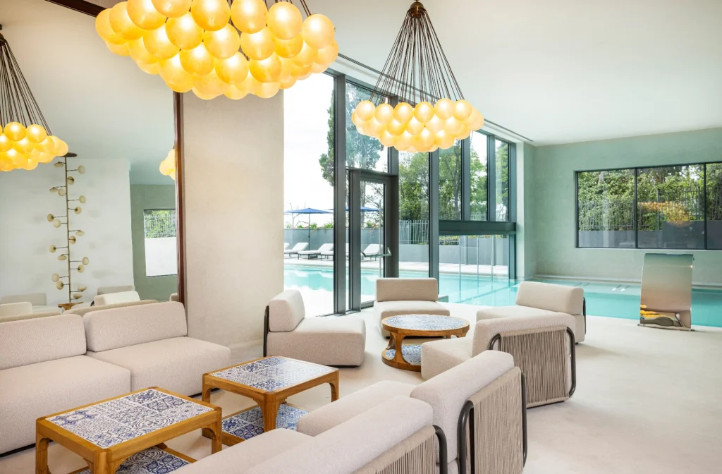 Hyatt Zadar Innenpool Aussenpool