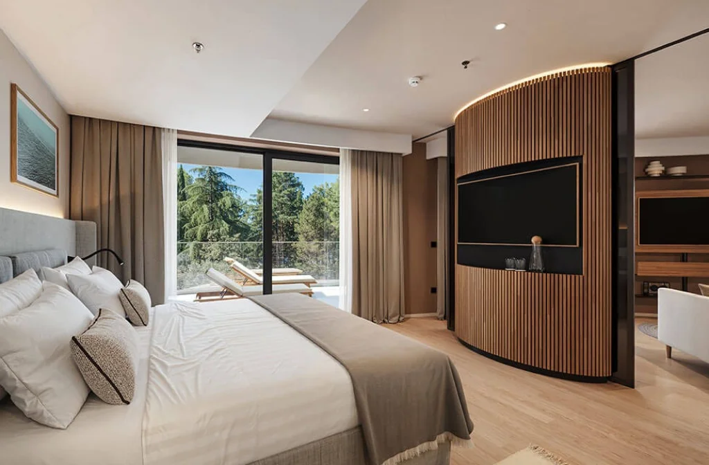 Pical Family Hotel Porec V Level Suite Vier Plus Eins Meerseite Bett Tv