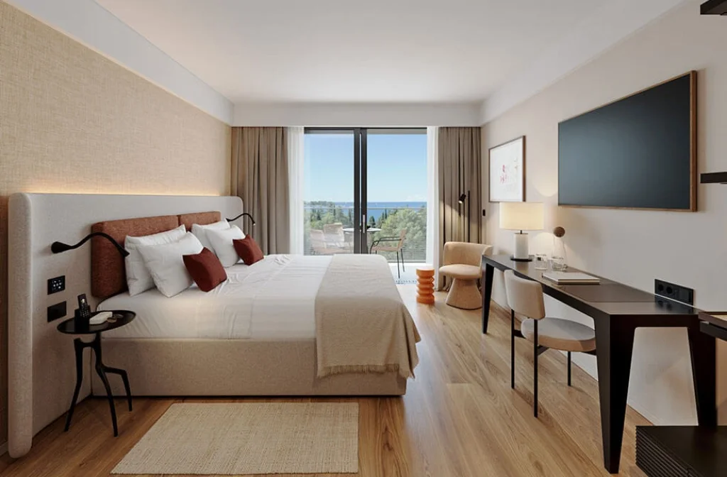 Pical Resort Valamar Collection Porec Zimmer Fuer Vier Meerseite Bett Tv Tisch