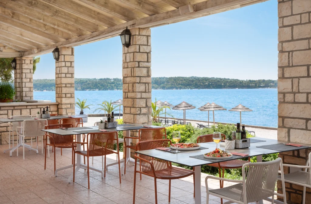 Aminess Planet Camping Sirena Holiday Homes Novigrad Strandrestaurant