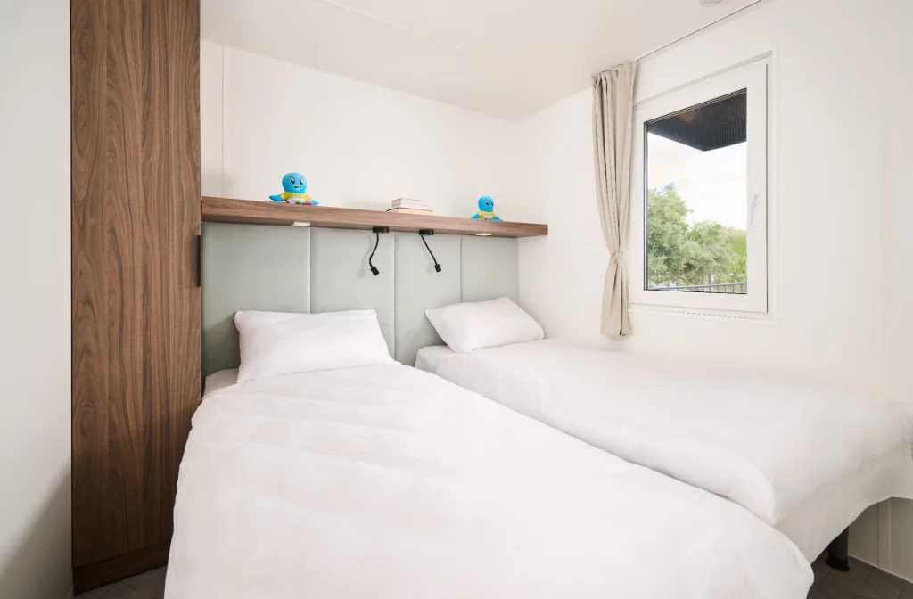 Aminess Planet Camping Sirena Holiday Homes Novigrad Premium Kinderschlafzimmer