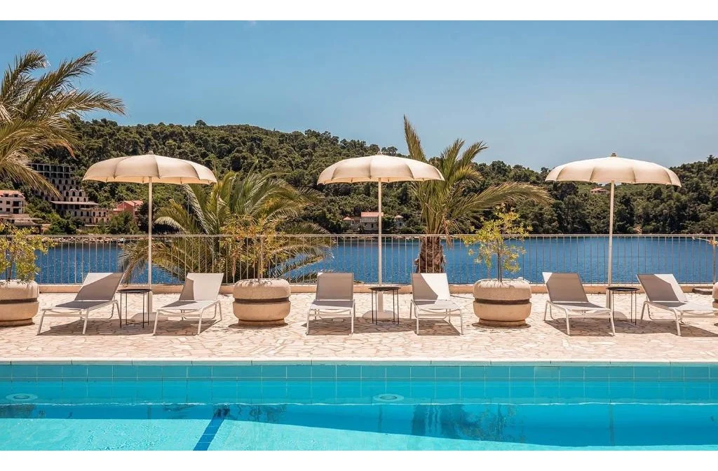 Hotel Lume Brna Pool