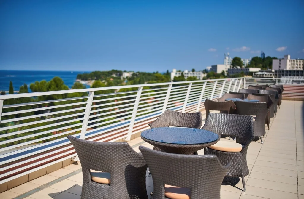 Istrien Porec Hotel Albatros Plava Laguna Restaurant Terrasse