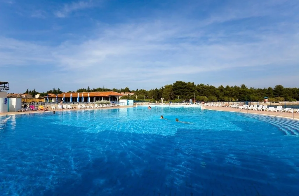 Kroatien Ferienanlage Umag Istrien Appartements Sol Katoro Pool