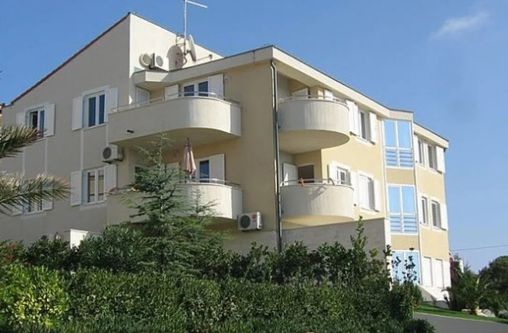 Kroatien Appartements Novalja Appartementsa Luana Aussen