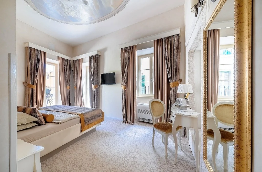 Sibenik Heritage Life Palace Executive Suite