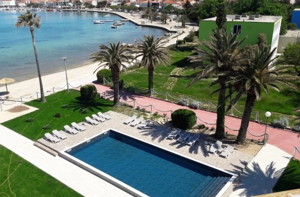 Insel Pag Novalja Zrce Hotel Liberty Pool