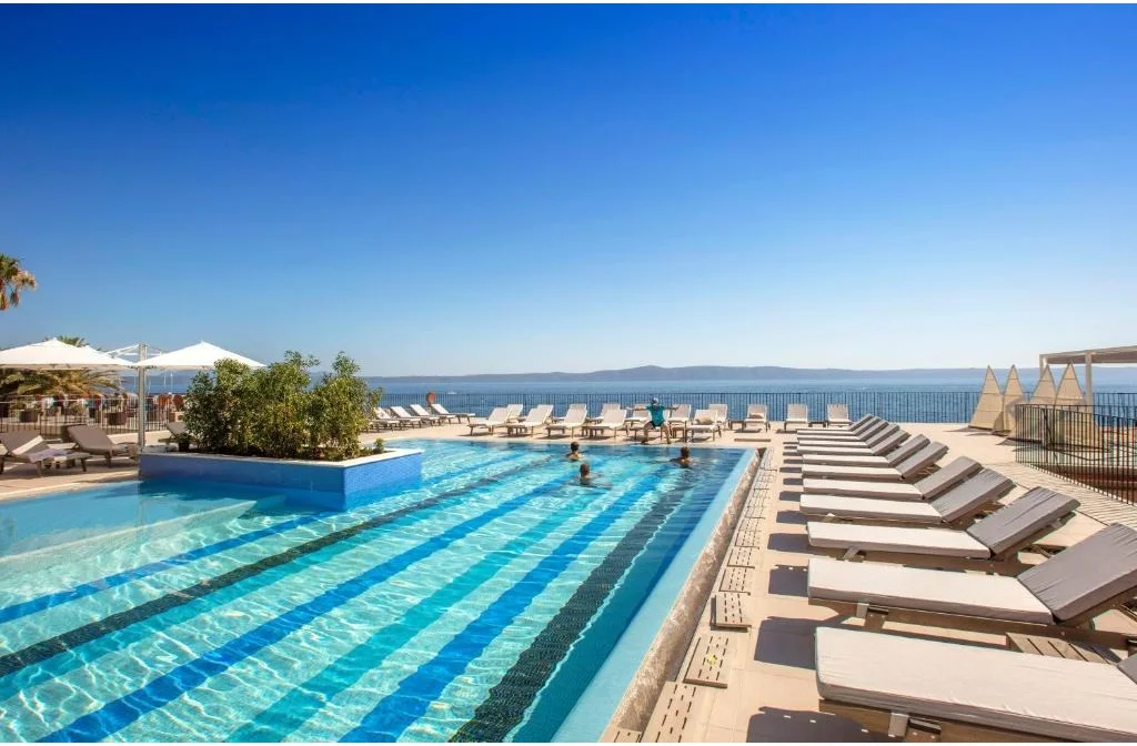 Bluesun Hotel Jadran Tucepi Aussenpool