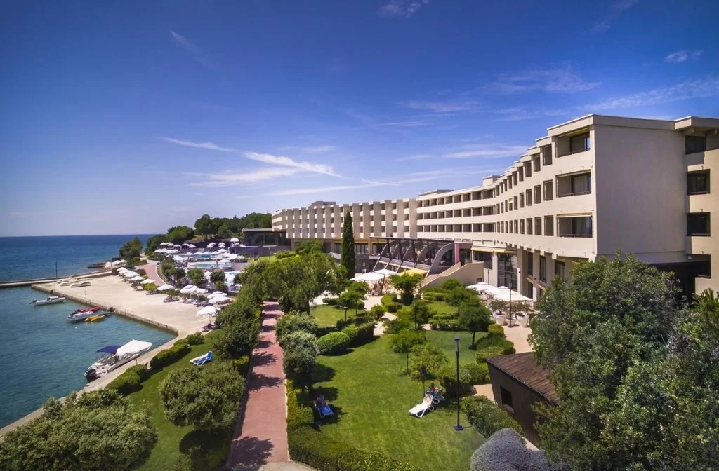 Insel Crveni Otok Rovinj Island Hotel Istra Aussenansicht2