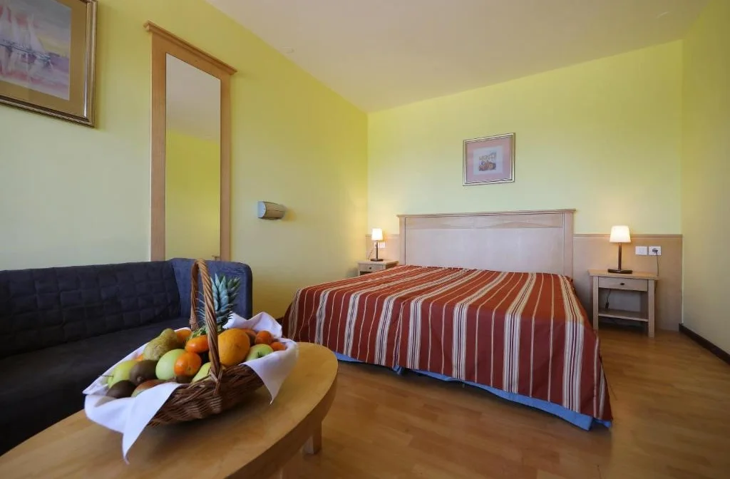 Hotel Donat Zadar Familienzimmer Bett