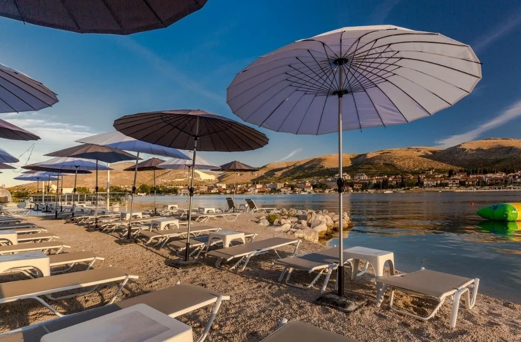 Trogir Hotel Brown Beach Strand